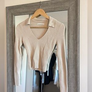 Abercrombie and Fitch Cropped Knit Collared Long Sleeve - Size S